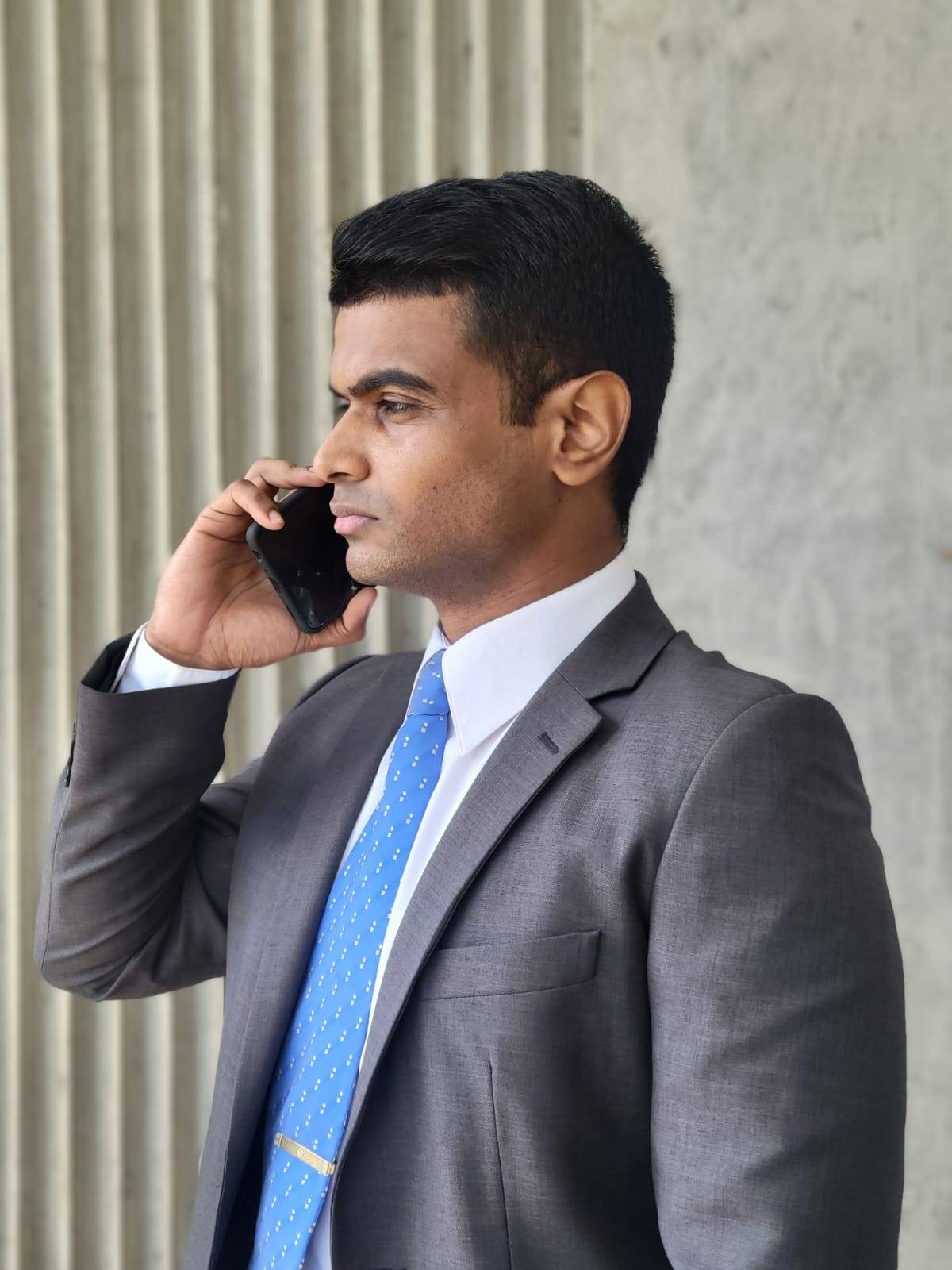 Dmitri Mohammed working on legal research at a laptop